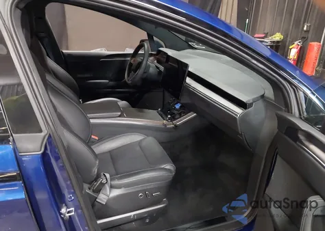 2023 Tesla Model X Dual Motor All-Wheel Drive/Standard Range from USA, damaged, VIN 7SAXCAE56PF431067